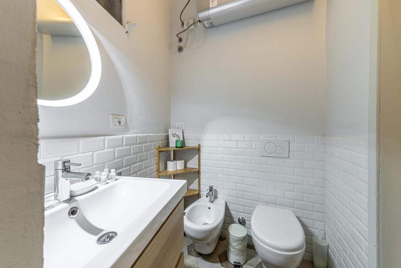 Monte Nero Charme Apartment Milan Exterior photo